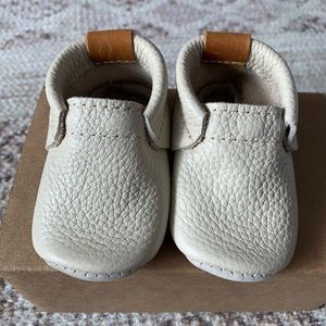Heyfolks Baby soft sole shoe